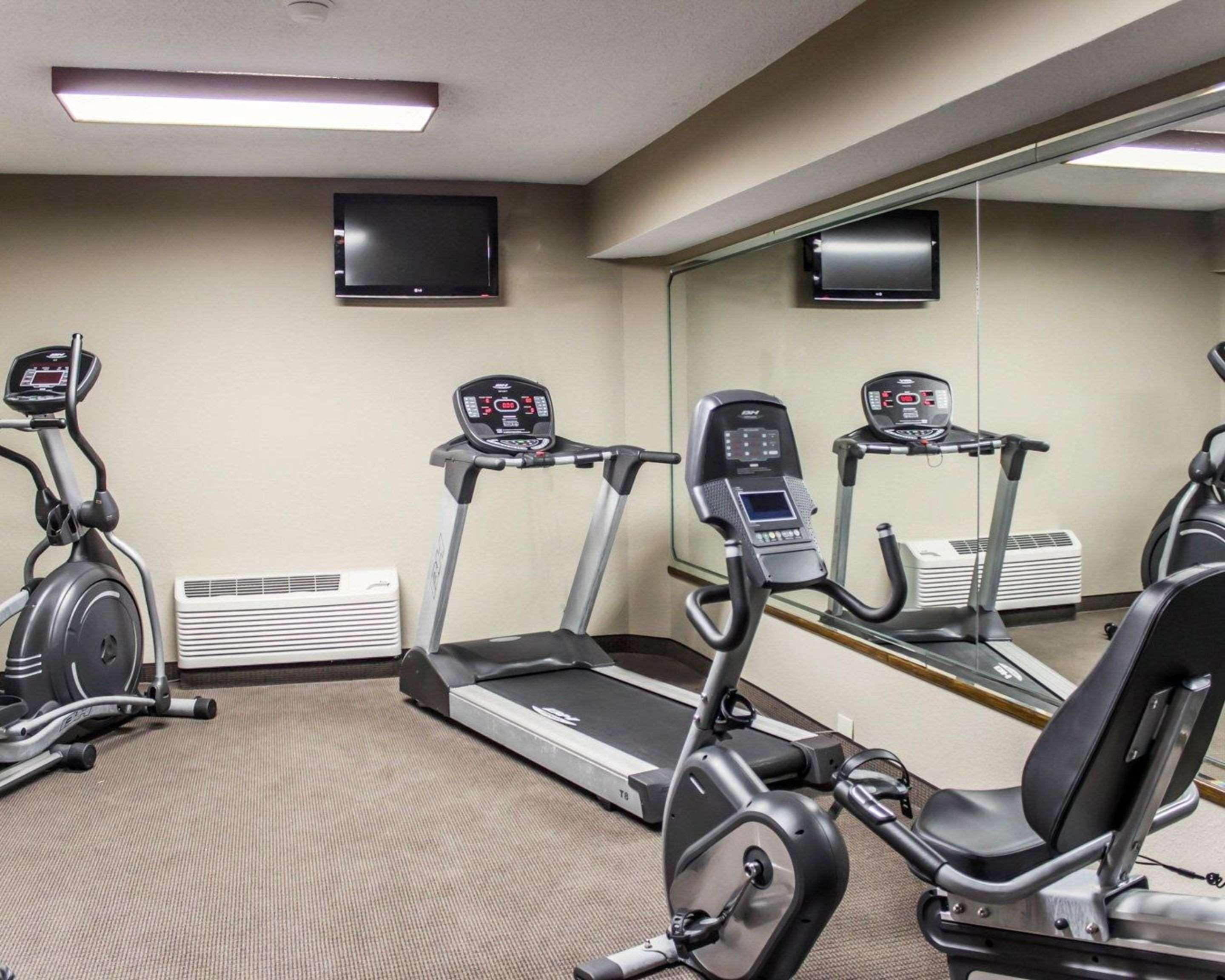 Sleep Inn & Suites Spring Lake - Fayetteville Near Fort Bragg Εξωτερικό φωτογραφία