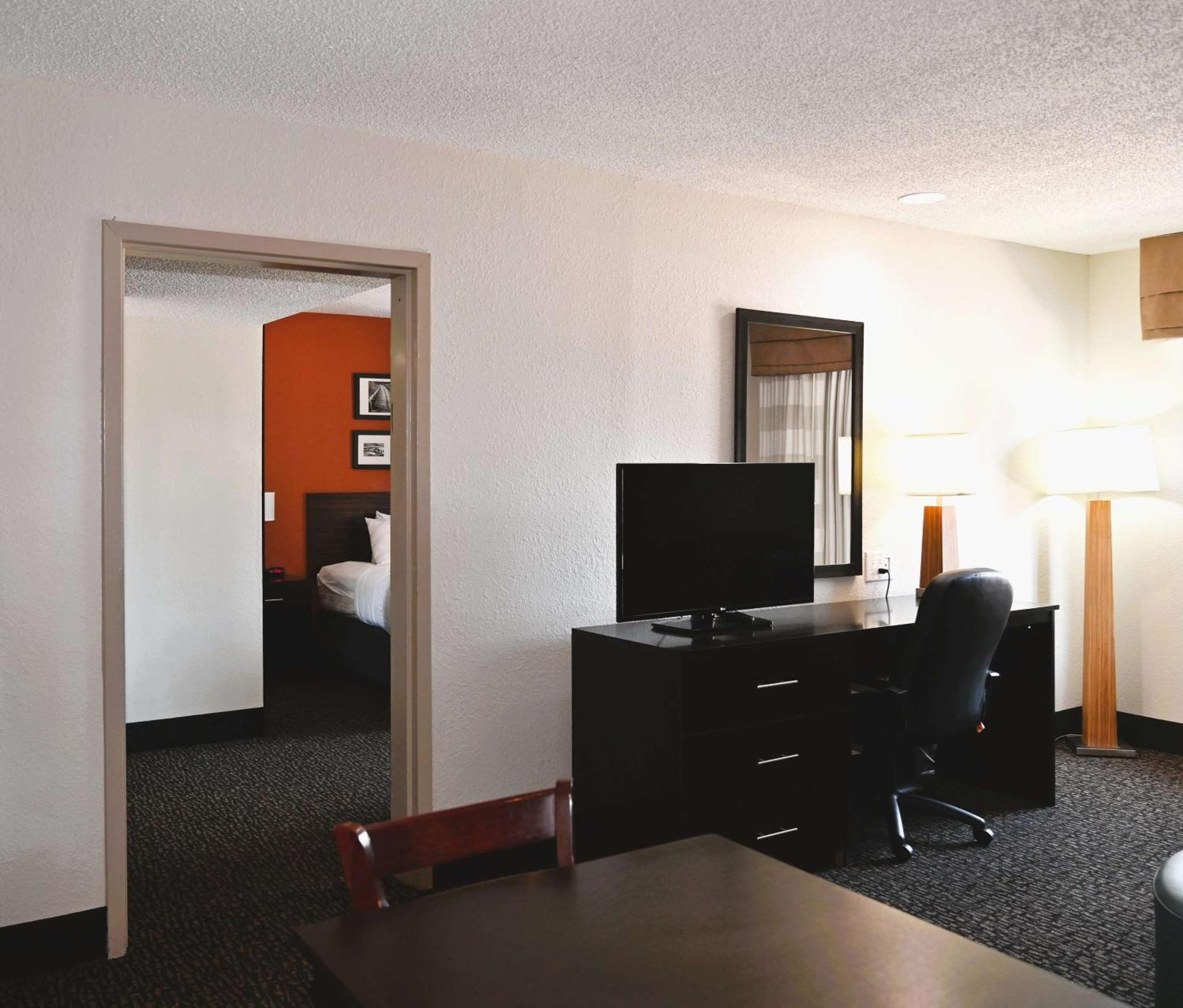 Sleep Inn & Suites Spring Lake - Fayetteville Near Fort Bragg Εξωτερικό φωτογραφία