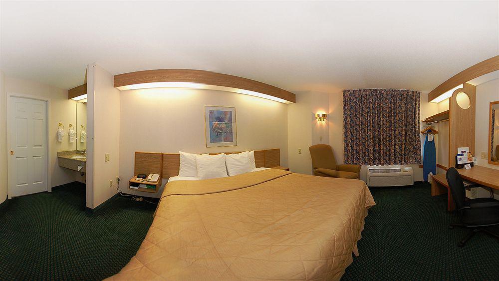Sleep Inn & Suites Spring Lake - Fayetteville Near Fort Bragg Εξωτερικό φωτογραφία
